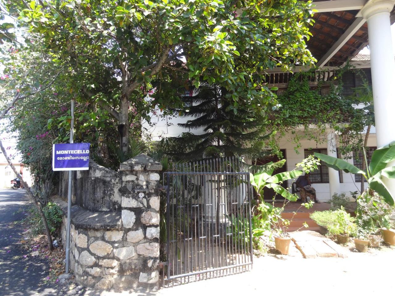 Hotel Montecello Thiruvananthapuram Exterior foto